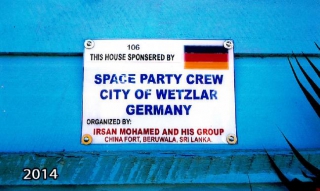 schild-spaceparty-crew